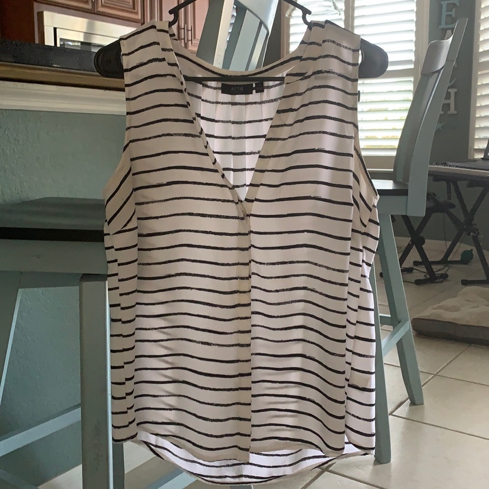 Women’s APT9 tank
